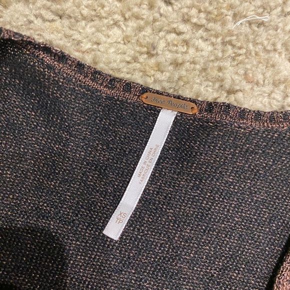 Free People Women’s Deep V Neck Sparkle Brown Sweater Size XS Pullover - Picture 5 of 8